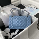 chanel a01112 flap handbag classic bag lambskin light 020 luxibags.ru .jpg