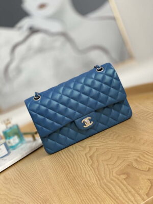 chanel a01112 flap handbag classic grained shiny calfskin navy blue silver 001 luxibags.ru .jpg