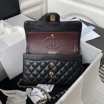 chanel a01113 flap handbag classic bag grained shiny calfskin black gold 008 luxibags.ru .jpg