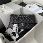 chanel a01113 flap handbag classic bag grained shiny calfskin black silver 001 luxibags.ru .jpg