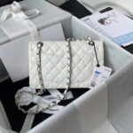 chanel a01113 flap handbag classic bag grained shiny calfskin white silver 002 luxibags.ru .jpg