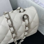 chanel a01113 flap handbag classic bag grained shiny calfskin white silver 004 luxibags.ru .jpg