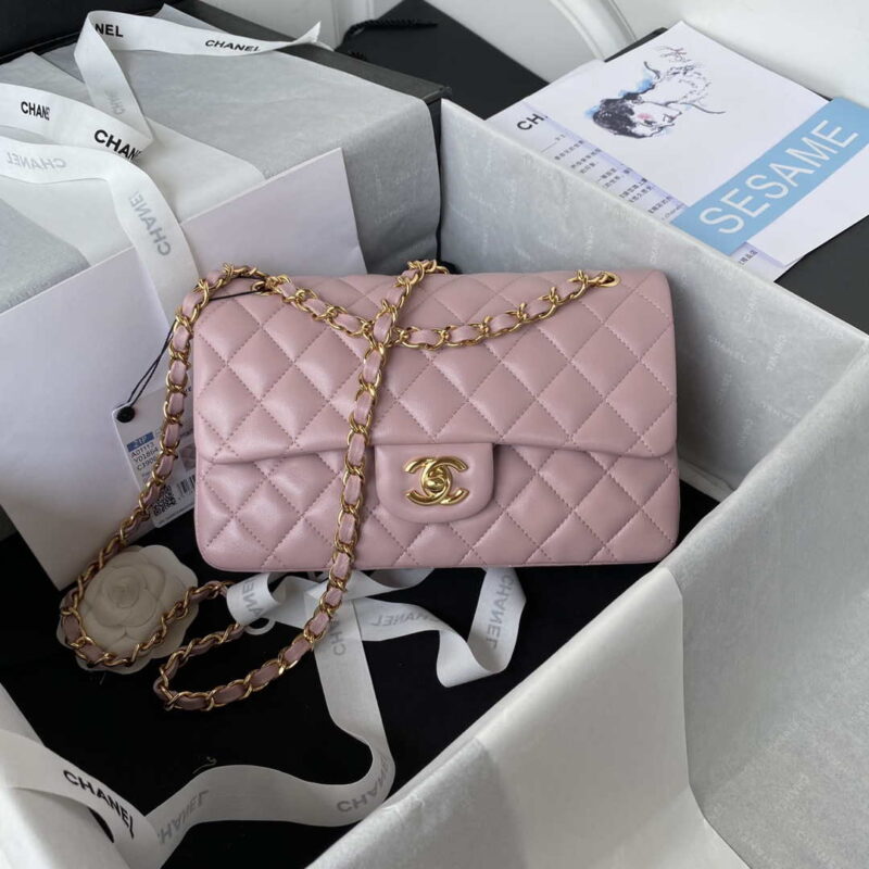 chanel a01113 flap handbag classic bag lambskin light pink gold 001 luxibags.ru .jpg