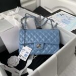 chanel a01113 flap handbag classic bag lambskin sky blue silver 001 luxibags.ru .jpg