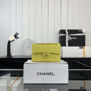 chanel a01117 flap handbag classic bag lambskin 190 luxibags.ru .jpg