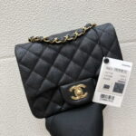 chanel a35200 mini flap bag 17cm grained calfskin black gold 010 luxibags.ru .jpg