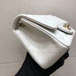 chanel a35200 mini flap bag 17cm grained calfskin white 004 luxibags.ru .jpg