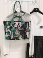 chanel a66941 large tote printed velvet wooden pearls gold tone metal green multicolour 009 luxibags.ru .jpg
