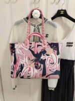 chanel a66941 large tote printed velvet wooden pearls gold tone metal pink multicolour 002 luxibags.ru .jpg