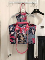 chanel a66941 large tote printed velvet wooden pearls gold tone metal red multicolour 004 luxibags.ru .jpg