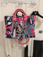 chanel a66941 large tote printed velvet wooden pearls gold tone metal red multicolour 005 luxibags.ru .jpg