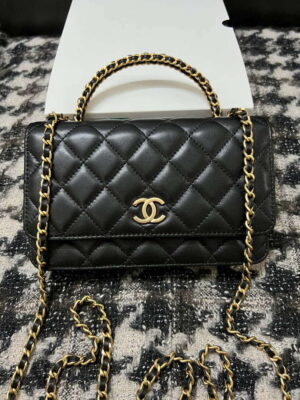 chanel a68113 woc wallet on chain with handle black shiny crumpled calfskin 01 luxibags.ru .jpg