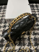 chanel a68113 woc wallet on chain with handle black shiny crumpled calfskin 02 luxibags.ru .jpg