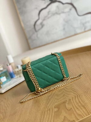 chanel a68130 vanity with chain grained calfskin gold green 001 luxibags.ru .jpg