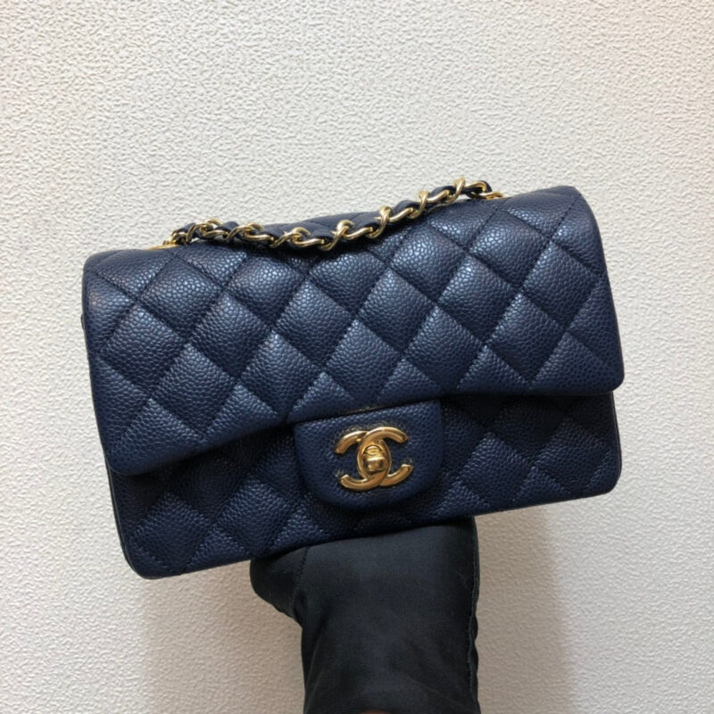 chanel a69900 mini flap bag grained calfskin navy blue 001 luxibags.ru .jpg
