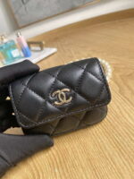 chanel a81181 22 spring summer pearl chain belt bag black 003 luxibags.ru .jpg