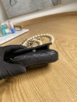 chanel a81181 22 spring summer pearl chain belt bag black 005 luxibags.ru .jpg
