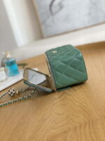 chanel a81242 vanity with chain lambskin gold football light green 007 luxibags.ru .jpg