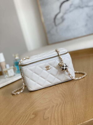 chanel a81242 vanity with chain lambskin gold football white 001 luxibags.ru .jpg