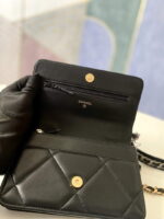 chanel a86092 woc bag lambskin 013 luxibags.ru .jpg