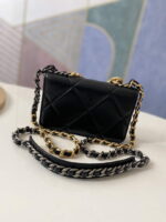 chanel a86092 woc bag lambskin 018 luxibags.ru .jpg