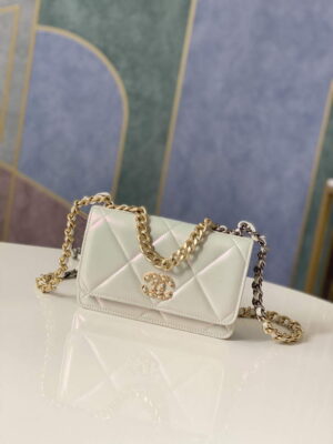 chanel a86092 woc bag lambskin 029 luxibags.ru .jpg