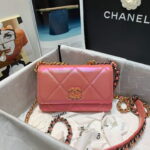 chanel a86092 woc chain wallet bag lambskin 052 luxibags.ru .jpg