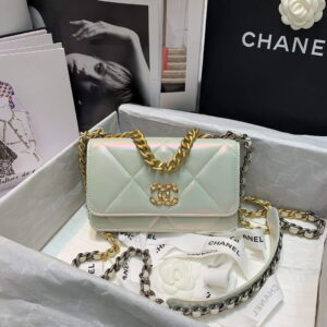 chanel a86092 woc chain wallet bag lambskin 066 luxibags.ru .jpg