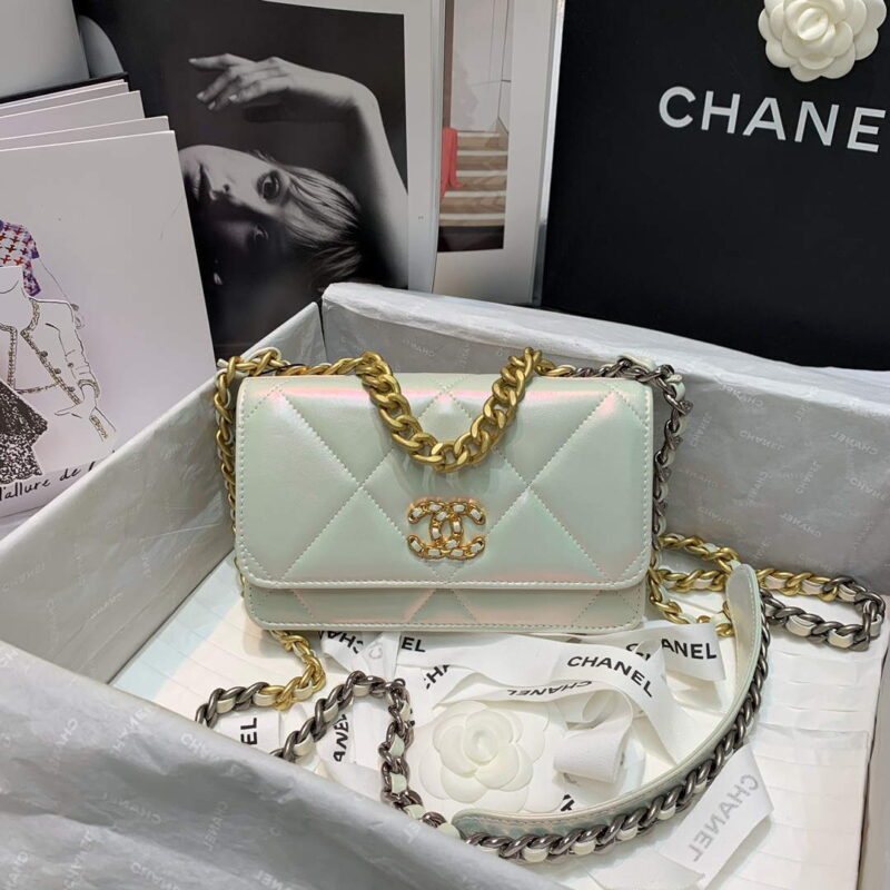 chanel a86092 woc chain wallet bag lambskin 066 luxibags.ru .jpg