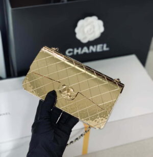 chanel a8802 evening bag lambskin gold metal gold 001 luxibags.ru .jpg