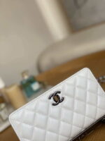 chanel a88632 woc 19 chain wallet bag lambskin white 004 luxibags.ru .jpg