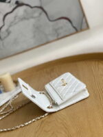 chanel a88632 woc 19 chain wallet bag white lambskin gold 008 luxibags.ru .jpg