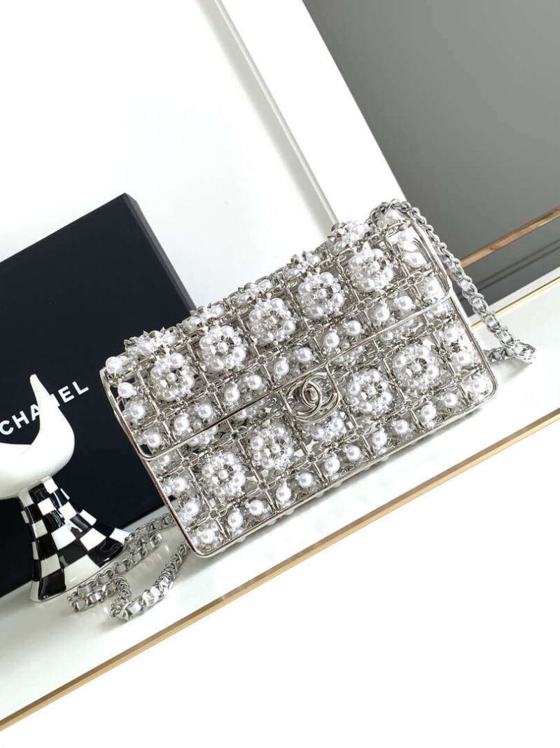 chanel a90091 limited edition pearl metal cf evening flap bag silver metal 001 luxibags.ru .jpg