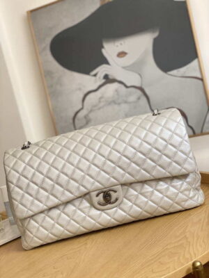 chanel a91169 flap travel bag airport series a94305 caviar calfskin silver white 1 luxibags.ru .jpg