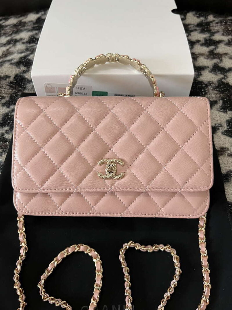 chanel a96033 woc wallet on chain with small flower handle pink lambskin 01 luxibags.ru .jpg