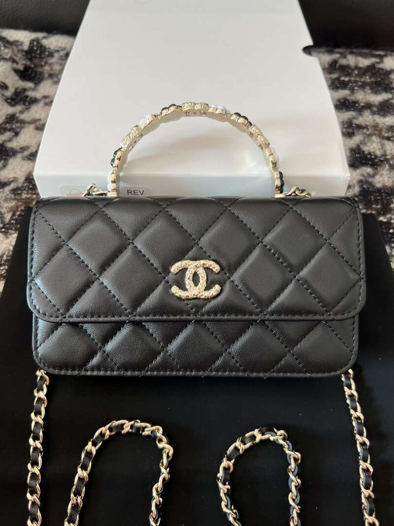 chanel a96034 woc wallet on chain with small flower handle black lambskin 01 luxibags.ru .jpg