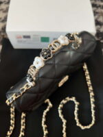 chanel a96034 woc wallet on chain with small flower handle black lambskin 03 luxibags.ru .jpg