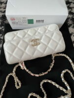 chanel a96034 woc wallet on chain with small flower handle white lambskin 06 luxibags.ru .jpg