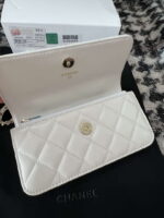 chanel a96034 woc wallet on chain with small flower handle white lambskin 07 luxibags.ru .jpg