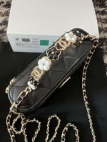 chanel a96035 clutch lambskin vanity box bag black 02 luxibags.ru .jpg