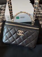 chanel a96035 clutch lambskin vanity box bag black 08 luxibags.ru .jpg