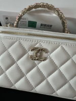 chanel a96035 clutch lambskin vanity box bag white 02 luxibags.ru .jpg
