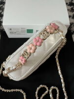 chanel a96035 clutch lambskin vanity box bag white 03 luxibags.ru .jpg