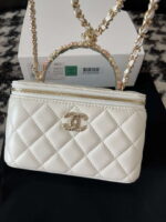 chanel a96035 clutch lambskin vanity box bag white 09 luxibags.ru .jpg