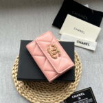 chanel ap1790 19 flap card holder shiny lambskin gold tone ruthenium finish metal pink 005 luxibags.ru .jpg