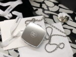 chanel ap2398 small vanity case lambskin gold tone metal white and silver 002 luxibags.ru .jpg