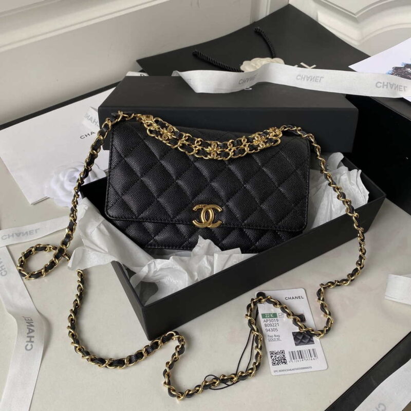 chanel ap3019 small flap bag woc calfskin phone bag black 001 luxibags.ru .jpg