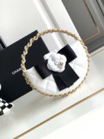 chanel ap3584 pouch mixed fibers calfskin gold tone metal white 001 baf2c98b e837 4bbb b848 f5c978095a67 luxibags.ru .jpg