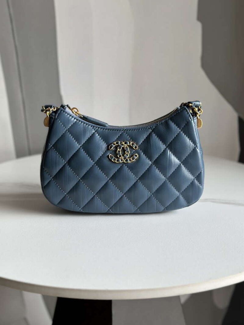 chanel ap3647 23k small hobo bag lambskin gold metal navy blue 001 luxibags.ru .jpg
