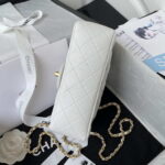 Wholesale replica highest quality luxury handbags, clothing, shoes, jewelry, etc. in cheaper price! Up to 70% discount now. Quality Guarantee!